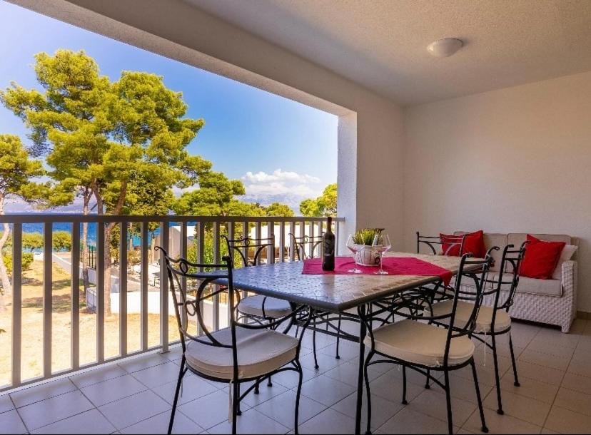 Apartment Sveti Ivan Apartment in Split-Dalmatia County