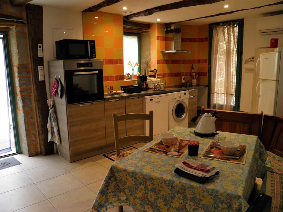 Communal kitchen
