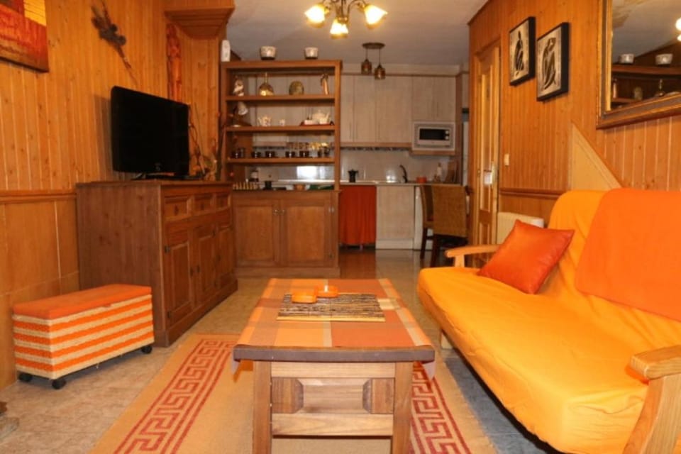 Casa Rural Los 2 Yugos Country House in Extremadura, Spain