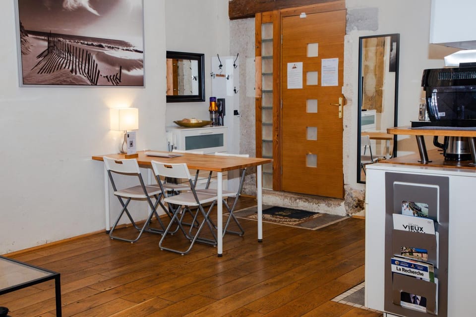 Loge de L'Opera Chambres d'Hôtes Bed and Breakfast in Lyon