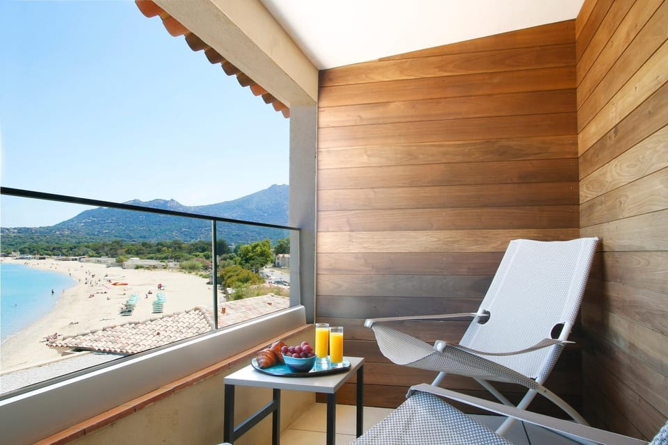 View (from property/room), Balcony/Terrace, Sea view, Continental breakfast
