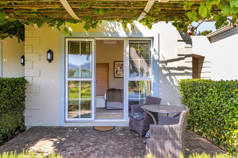 Property building, Patio, Seating area