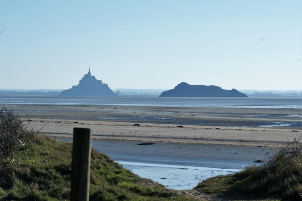 Nearby landmark