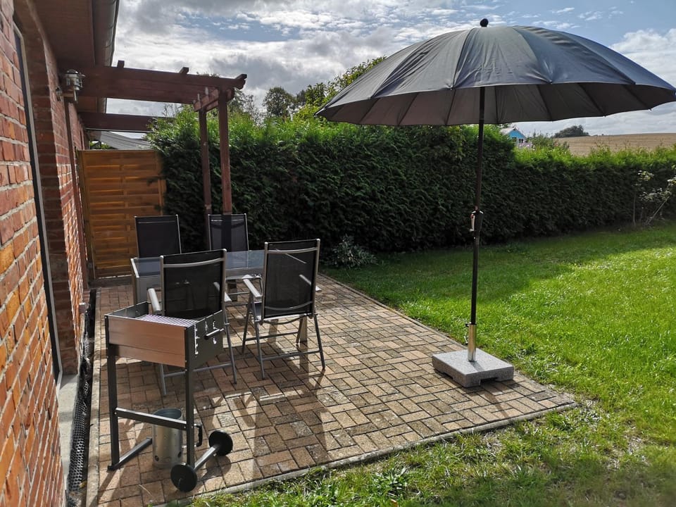 BBQ facilities, Garden, Balcony/Terrace