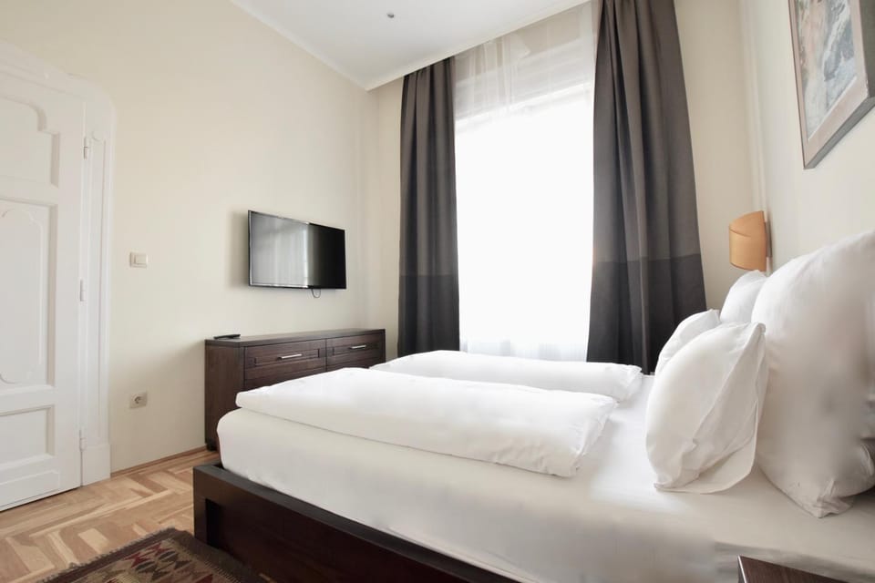 TV and multimedia, Bedroom