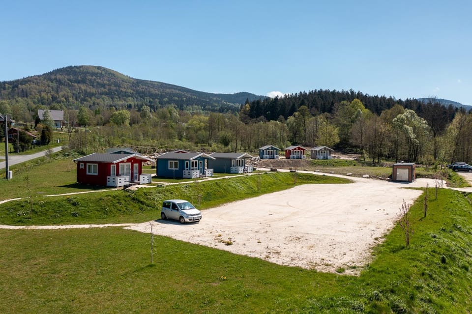 Property building, Bird's eye view, Location