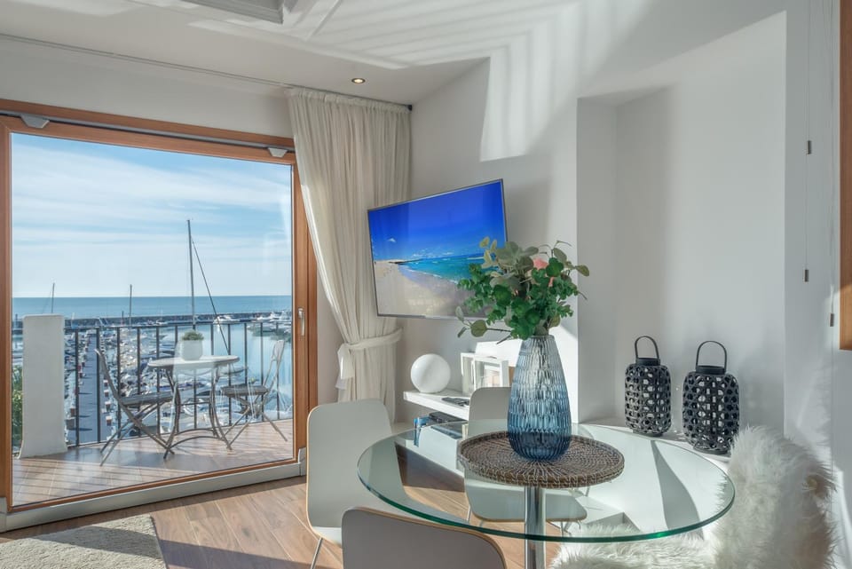 Dining area, Sea view