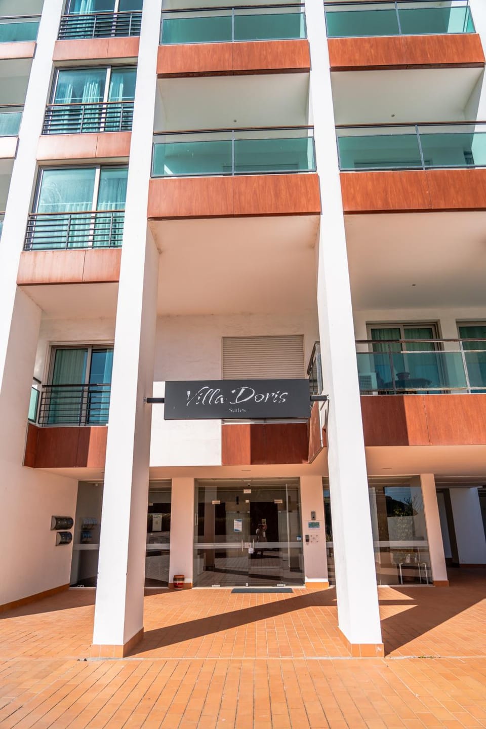 Property building, Facade/entrance