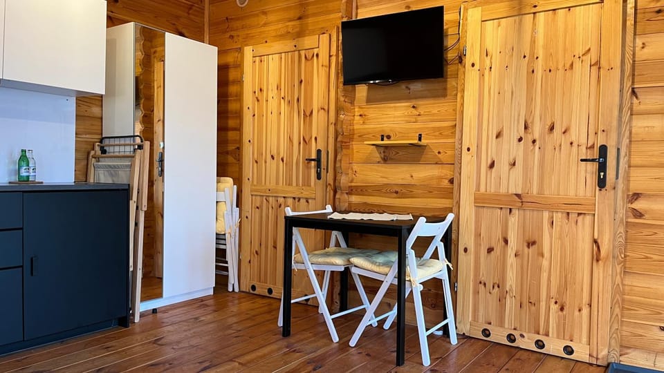 Dwór Piotra i Pawła- pokoje i domki Farm Stay in Lower Silesian Voivodeship