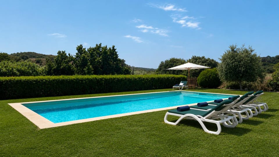 Day, Swimming pool