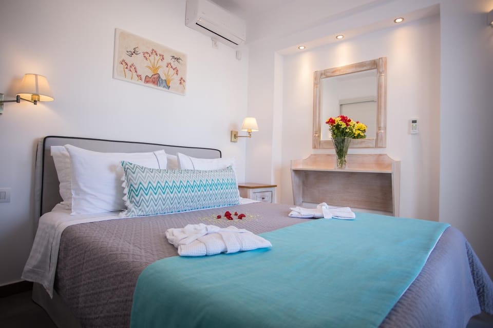Mathios Luxury Homes Villa in Santorini