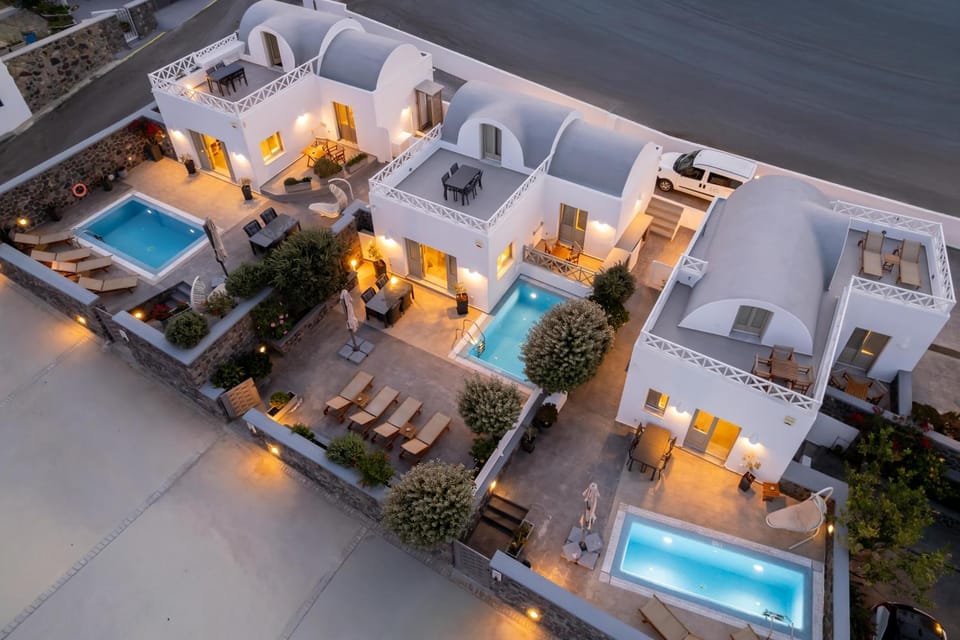 Mathios Luxury Homes Villa in Santorini