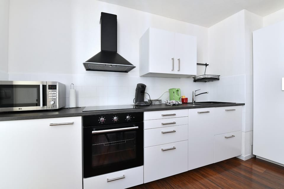 Coffee/tea facilities, Kitchen or kitchenette, minibar, pet friendly