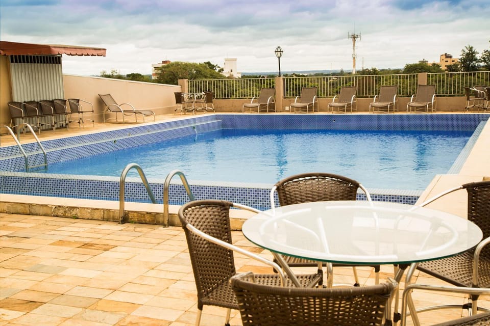 Swimming pool, Swimming pool