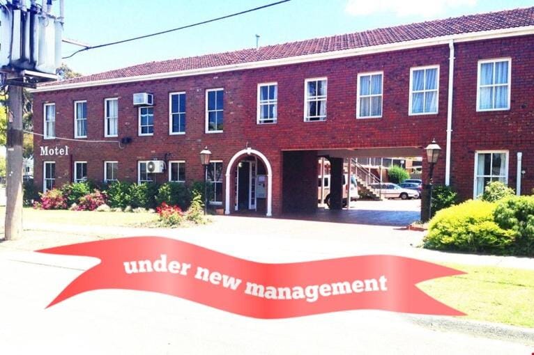 Glen Inn Hotel in Glen Waverley