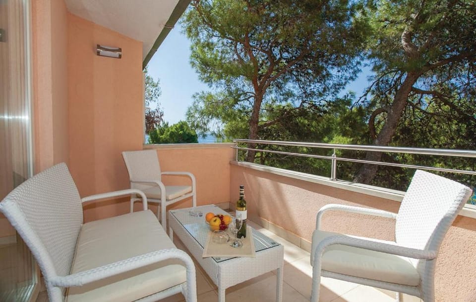 Balcony/Terrace, Garden view, Sea view