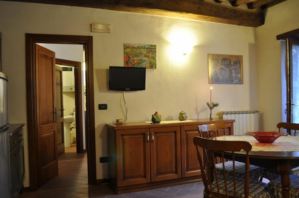 Winter, TV and multimedia, Dining area
