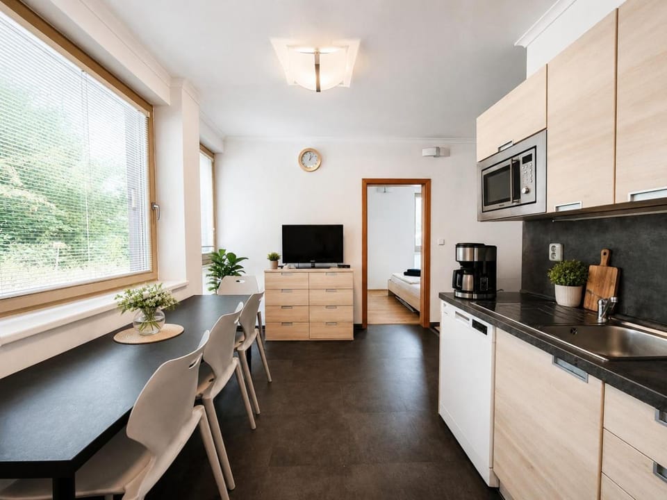 TV and multimedia, Kitchen or kitchenette
