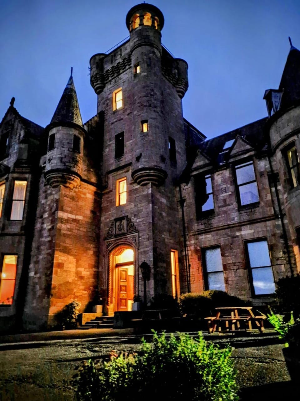 Broomhall Castle Hotel Hotel in Scotland