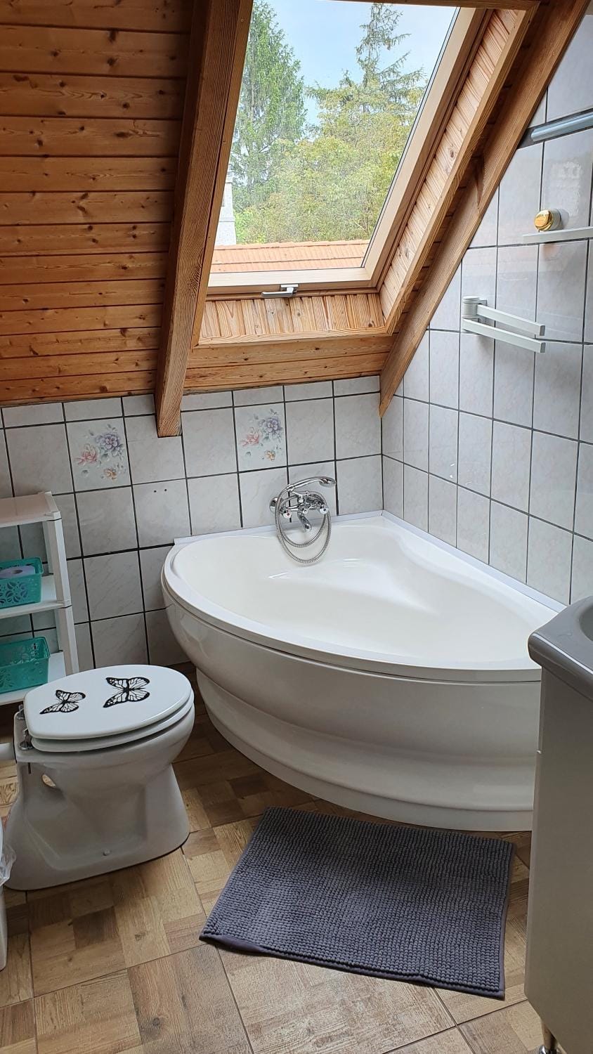 Bathroom, Bath