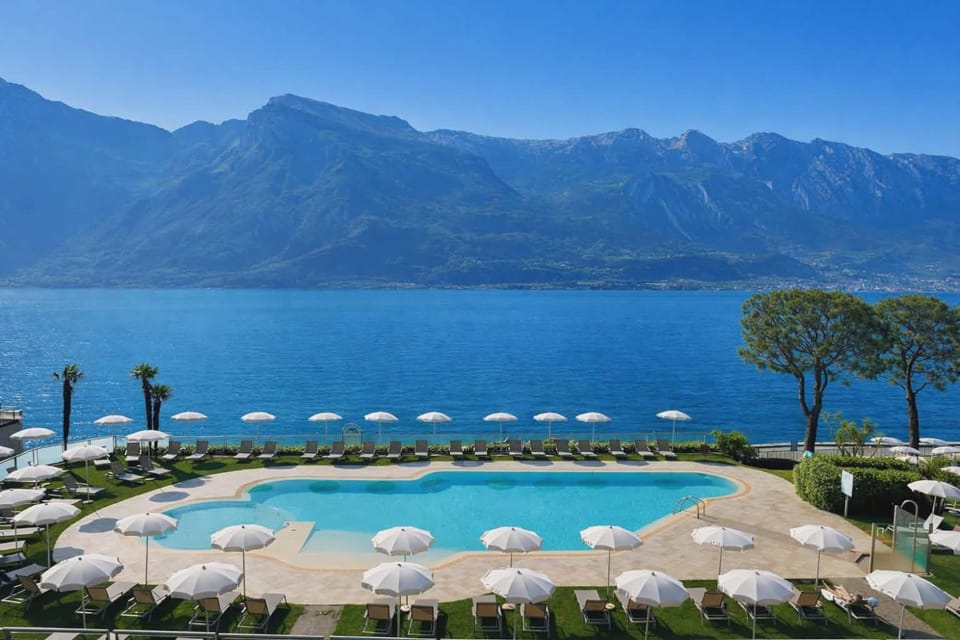 Property building, Restaurant/places to eat, Swimming pool