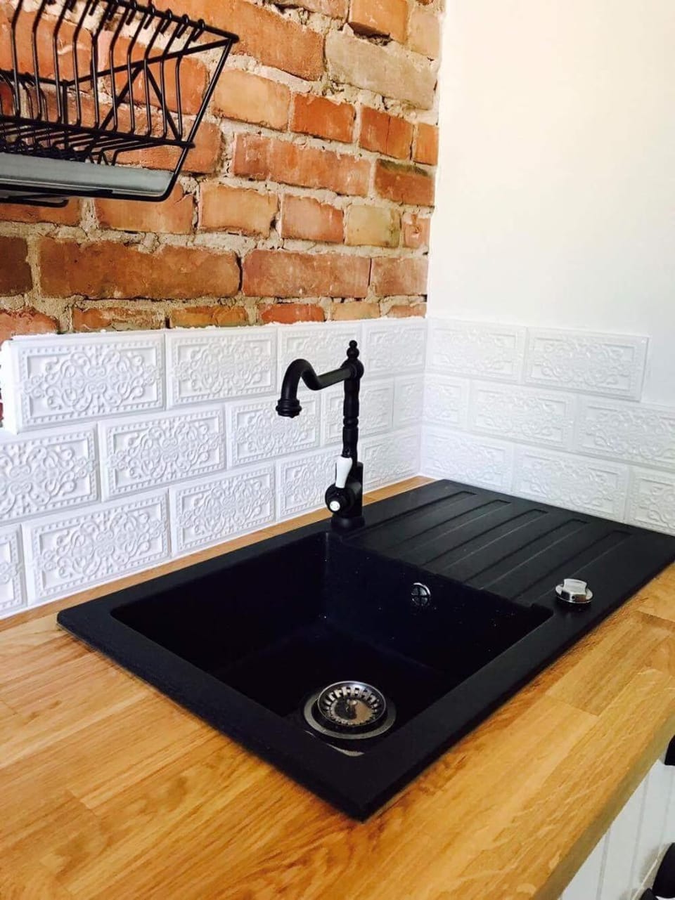Kitchen or kitchenette, Communal kitchen