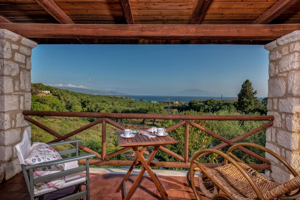 Garden view, Sea view