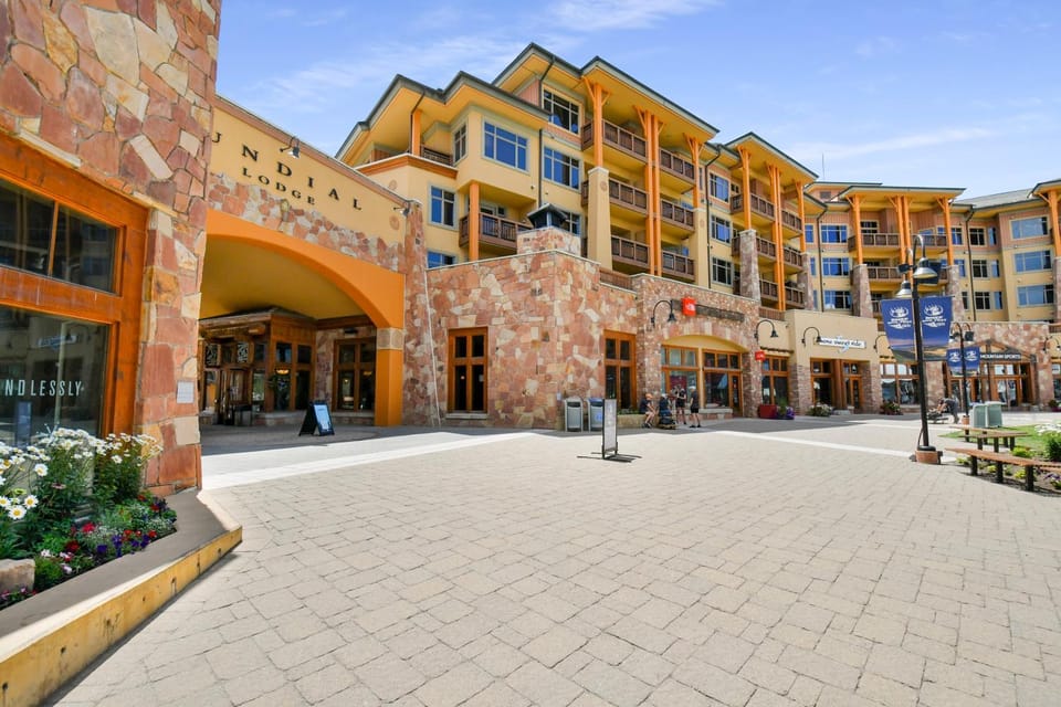Sundial Lodge, Park City - Canyons Village by Vail Resorts Nature lodge in Wasatch County