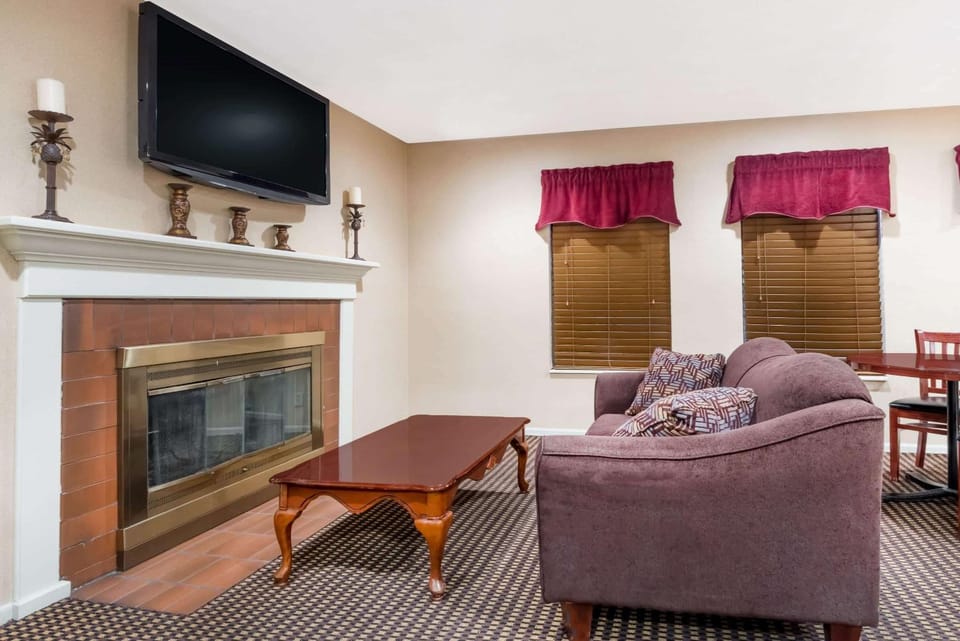 Lobby or reception, On site