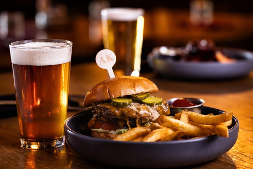 Restaurant/places to eat, Food and drinks, Food, Lunch, Drinks