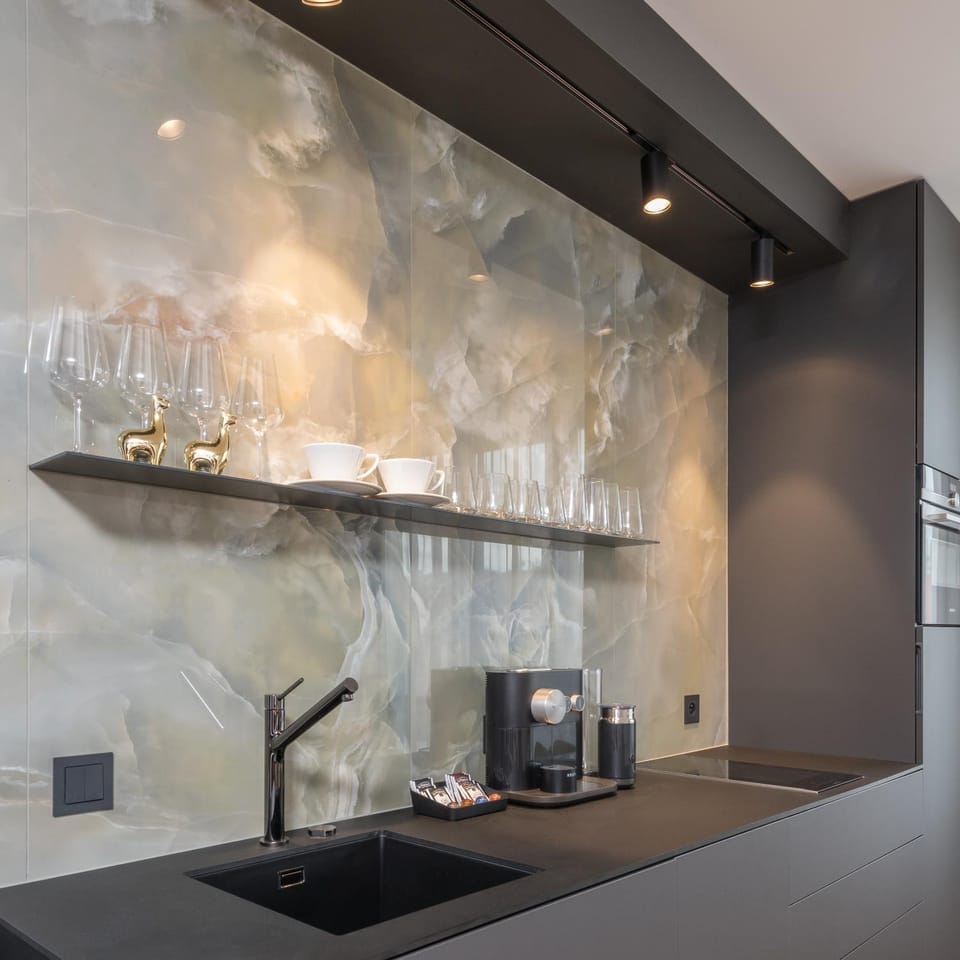Coffee/tea facilities, Kitchen or kitchenette