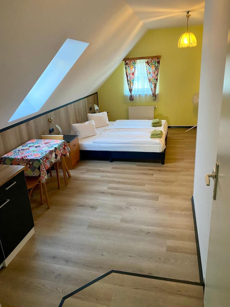 Pension - Alt - Strassgang Bed and Breakfast in Graz