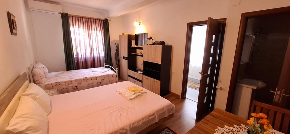 Cazare la mare vila Constanta Bed and Breakfast in Constanta