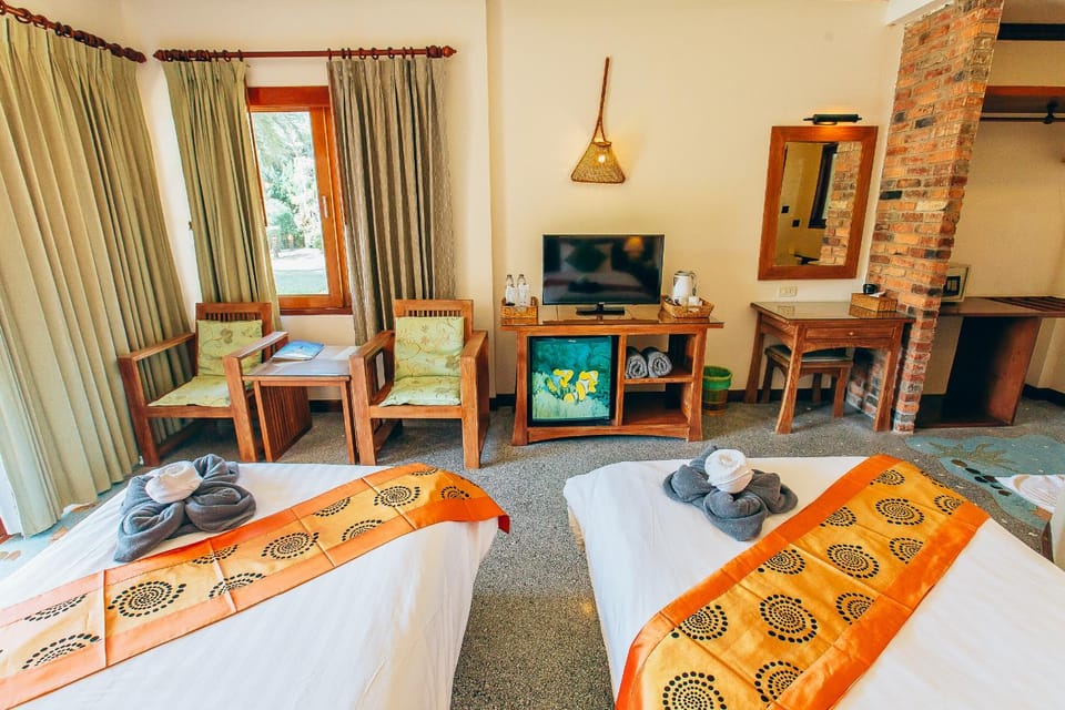 TV and multimedia, Bedroom, hair dresser