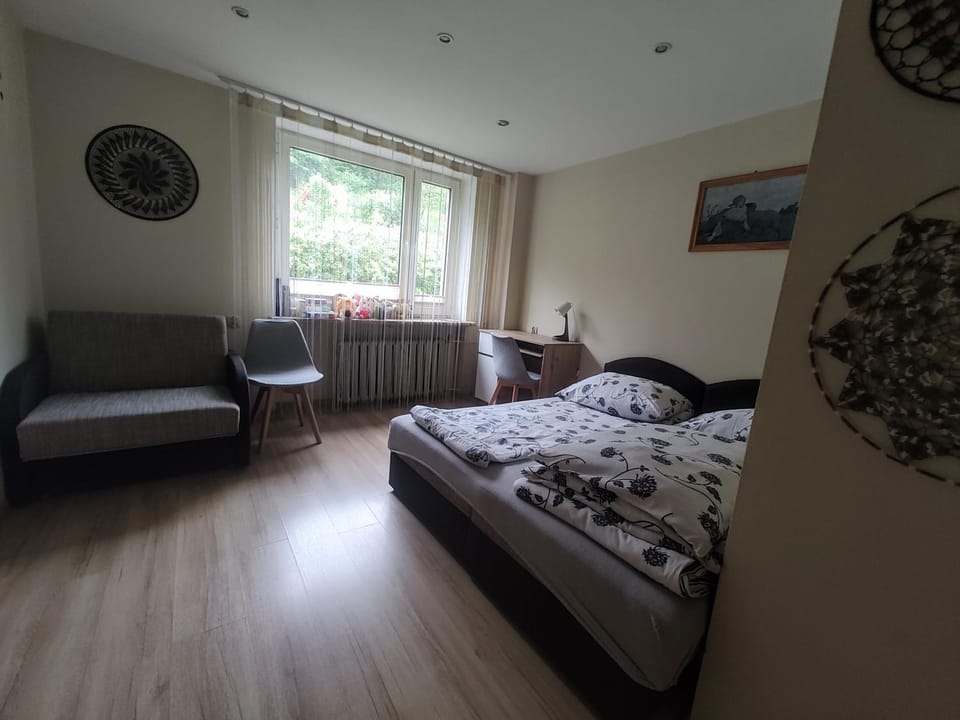 Bed, Decorative detail, Bedroom