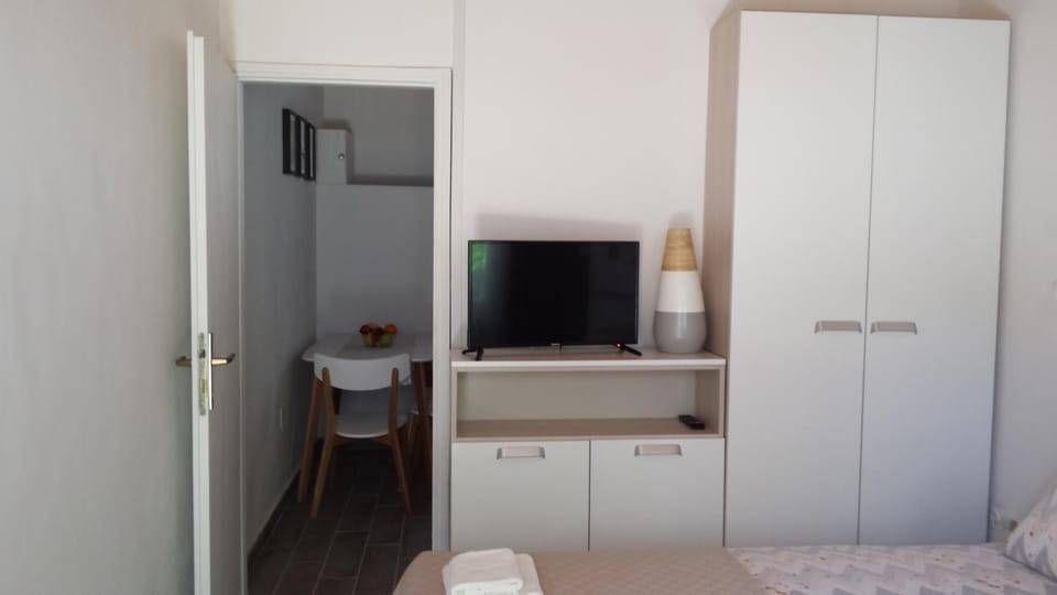 Apartment Dinko Apartment in Cres