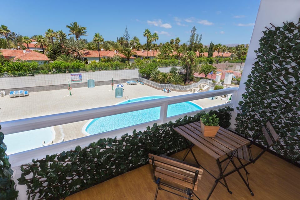 Balcony/Terrace, Pool view