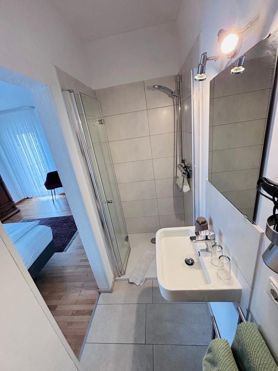 Shower, Bathroom