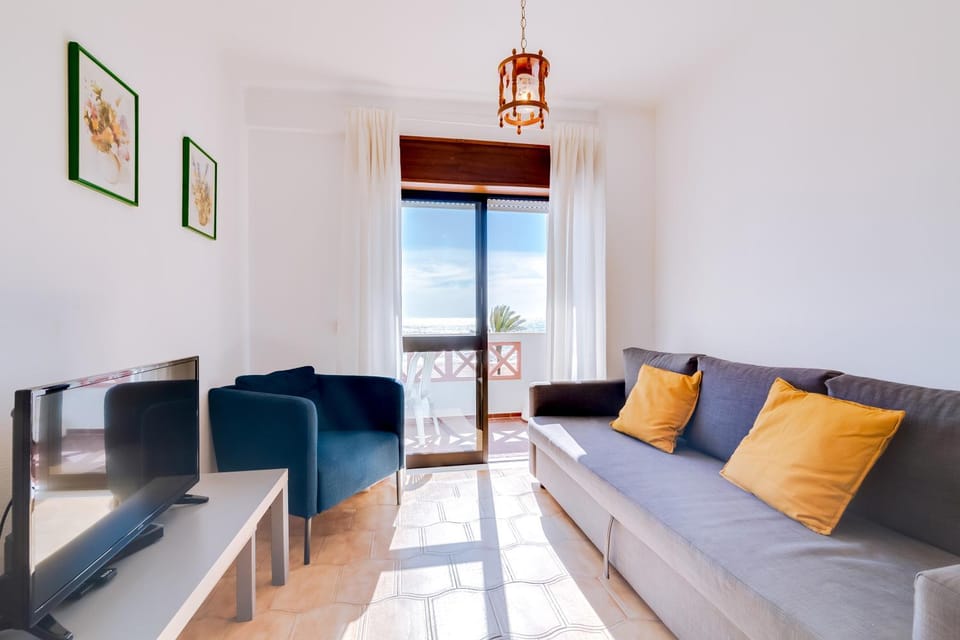 Living room, Sea view