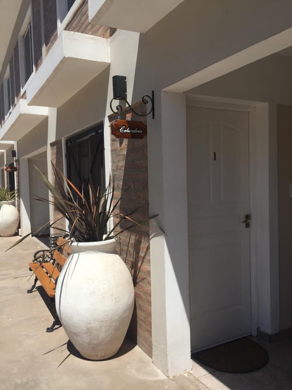 Facade/entrance