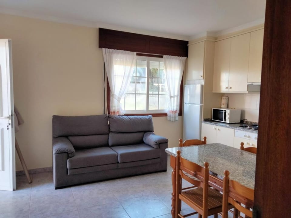 APARTAMENTOS NOVAS FOXOS Bajo Apartment in O Salnés