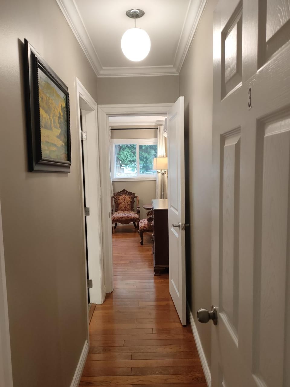 Semi Centre House Bed and Breakfast in Surrey