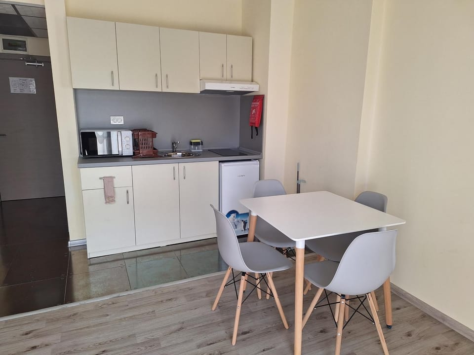 Mariner's Hotel - Self Catering - Adults Only Hotel in Sunny Beach