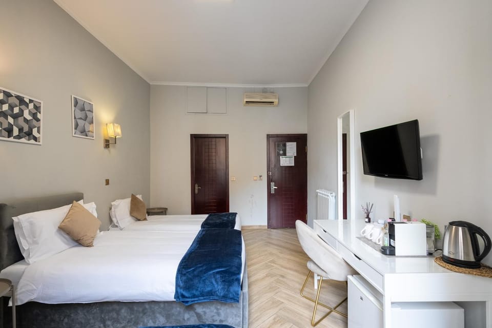 Giusi Rooms - Aetheria Esquilinus Guesthouse Bed and Breakfast in Rome