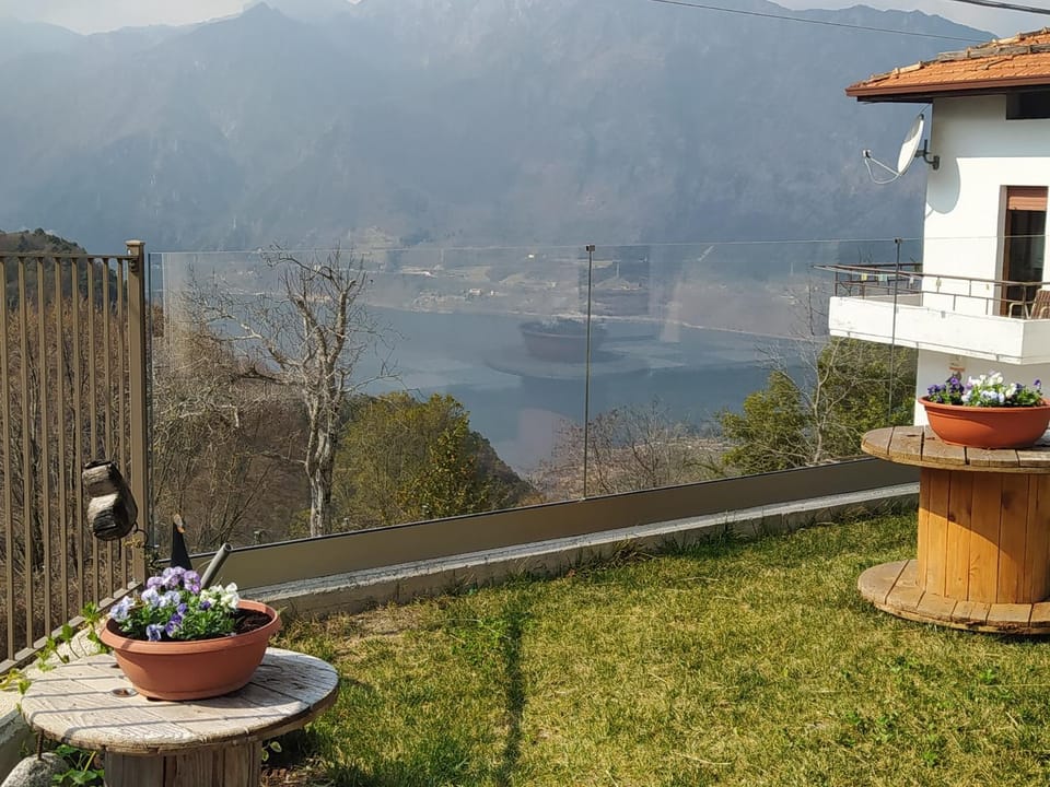 Garden, Garden view, Lake view