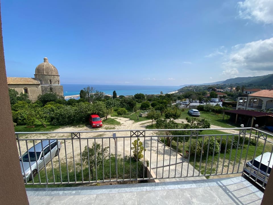 Aether Suites Tropea - Free Private Parking Bed and Breakfast in Tropea
