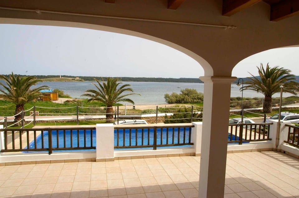 Balcony/Terrace, Sea view, Swimming pool