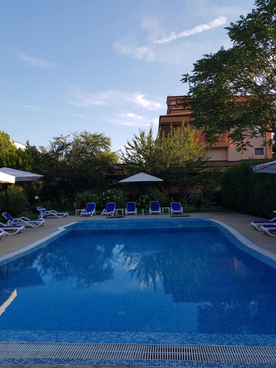 Property building, Swimming pool