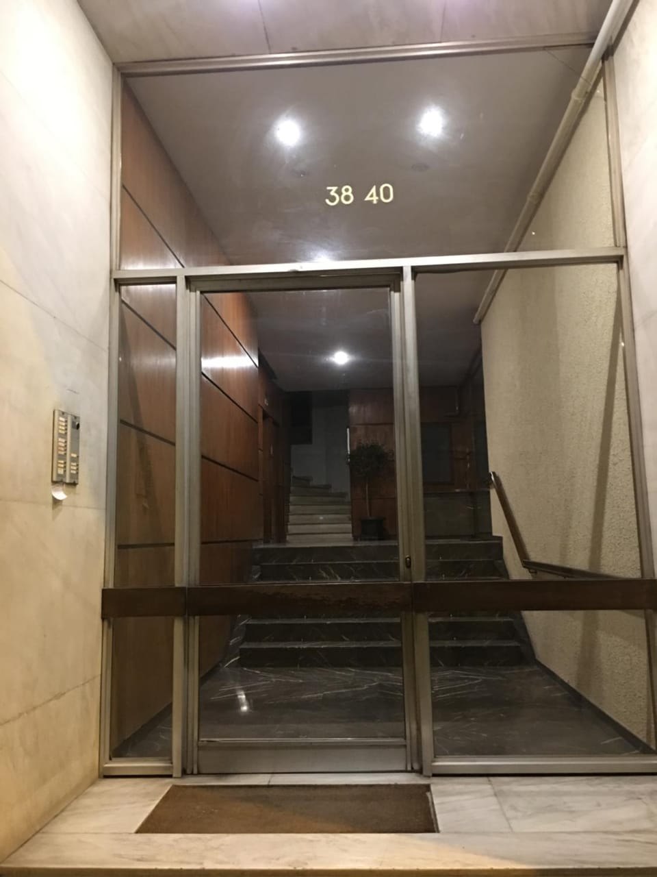 Facade/entrance