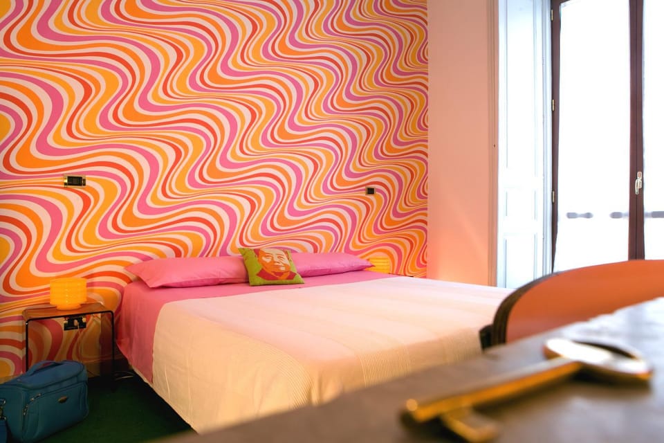 Bed, Photo of the whole room